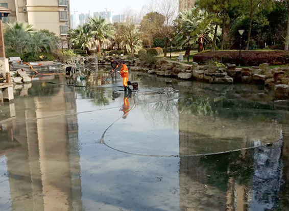 九原景观池淤泥清理